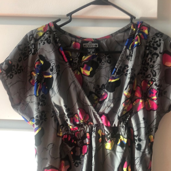 Boutique dress size medium! - Picture 2 of 4